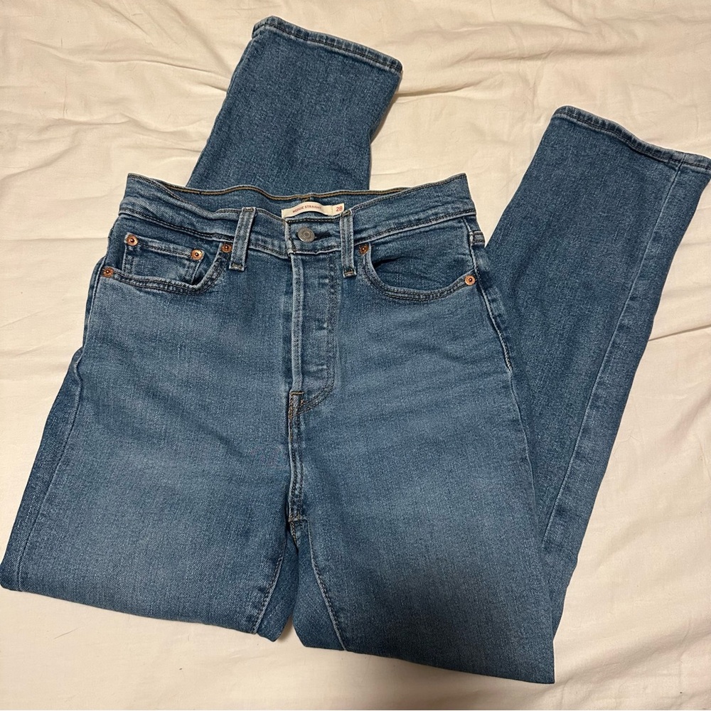 Levi’s Wedgie Straight Jeans